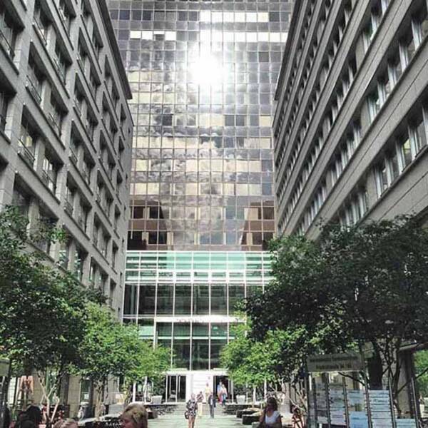 Das Internationale Handelszentrum an der Friedrichstraße 95