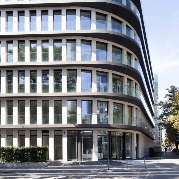 Das Bürogebäude an der Bockenheimer Landstraße 33-35 in Frankfurt am Main