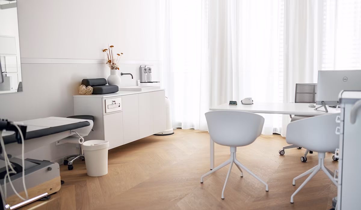 Otwarcie nowej filii VenaZiel® we Frankfurcie nad Menem – najnowocześniejsza medycyna naczyniowa z VenaSeal™ 4 venaziel venenzentrum frankfurt krampfadern behandlungen