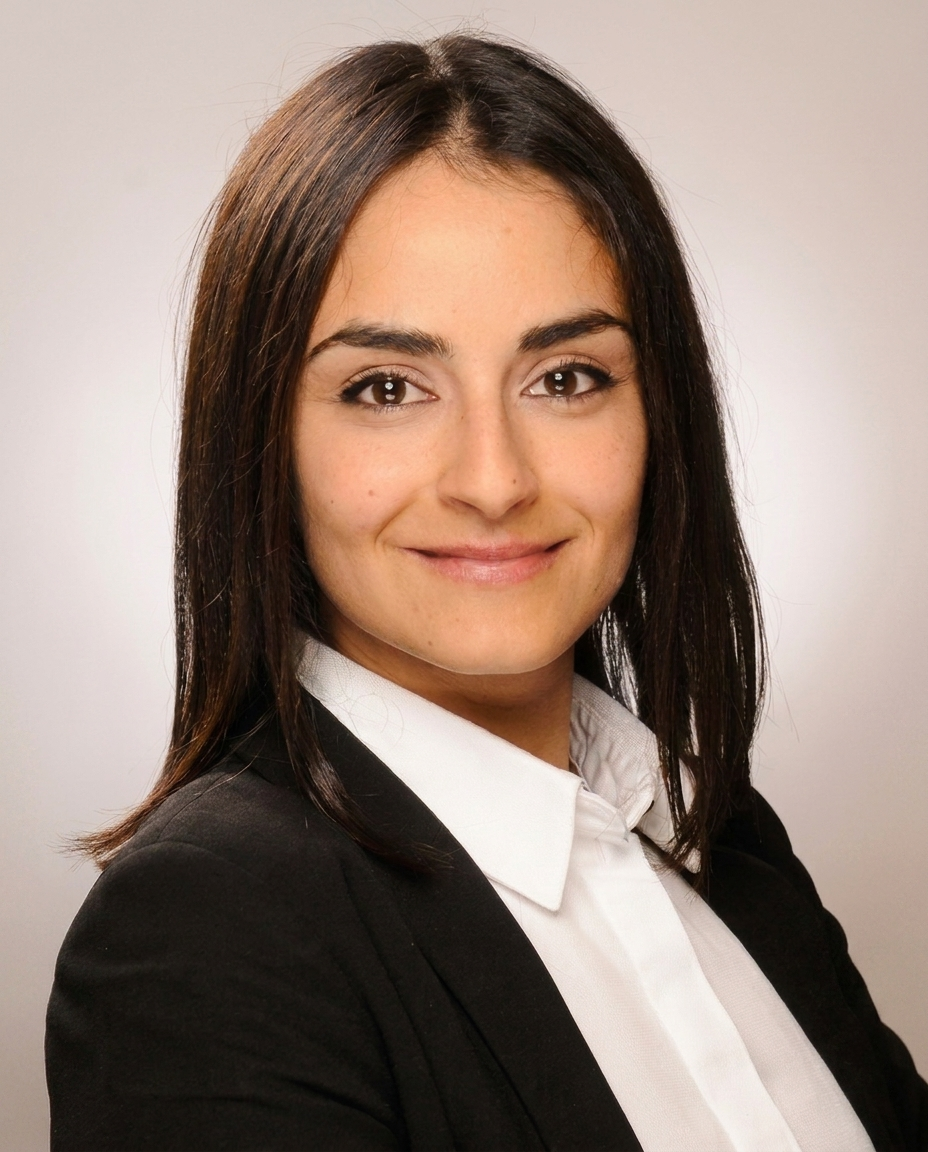 Zentrum für Wirbelsäulenmedizin und Orthopädie 10 Porträt von Marilena Constantinidou-Rens, Fachärztin für Orthopädie und Unfallchirurgie