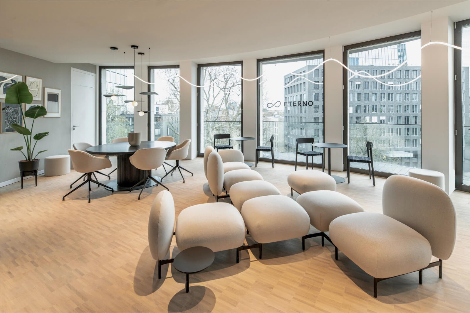 Interior view of the practice rooms at Bockenheimer Landstraße 33-35 in Frankfurt am Main